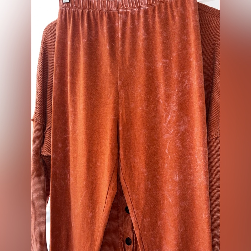 Rust Button-Up Oversized Long Shirt and Pants Set - Picture 4 of 13
